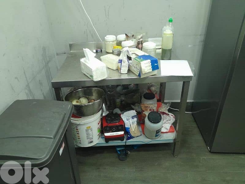 عدة سناك عمرا 7شهور للبيع 0