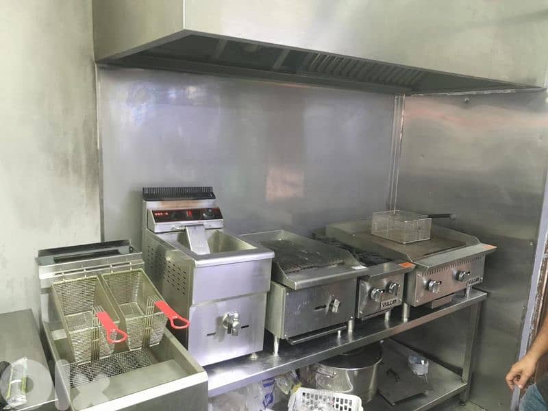 عدة سناك عمرا 7شهور للبيع 5