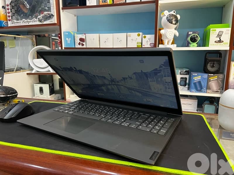 Lenovo Ideapad V15 lIL 7