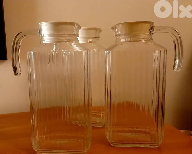 Set of 3 Luminarc Quadro 1.7 L glass pitchers – fridge-door friendly 2