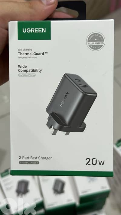 Ugreen 20w 2-port Fast charger 3pin black x227