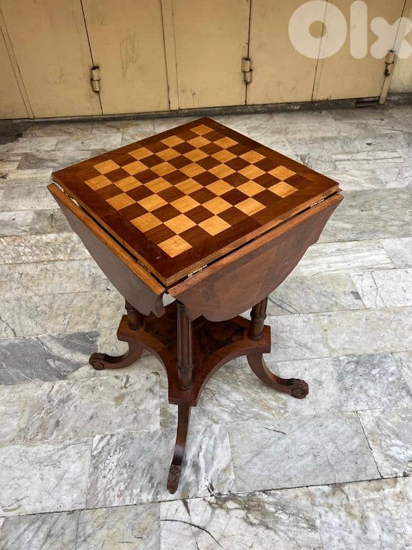 French table de jeux طاولة لعب شطرنج فرنسية خشب جوز ناعمة روعة 1