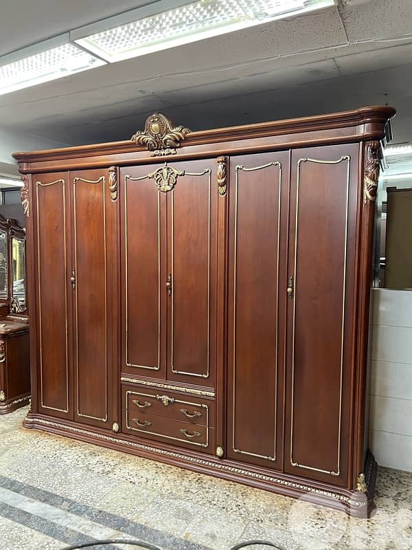 غرفة نوم ماليزيا مستوردة ملكية 4