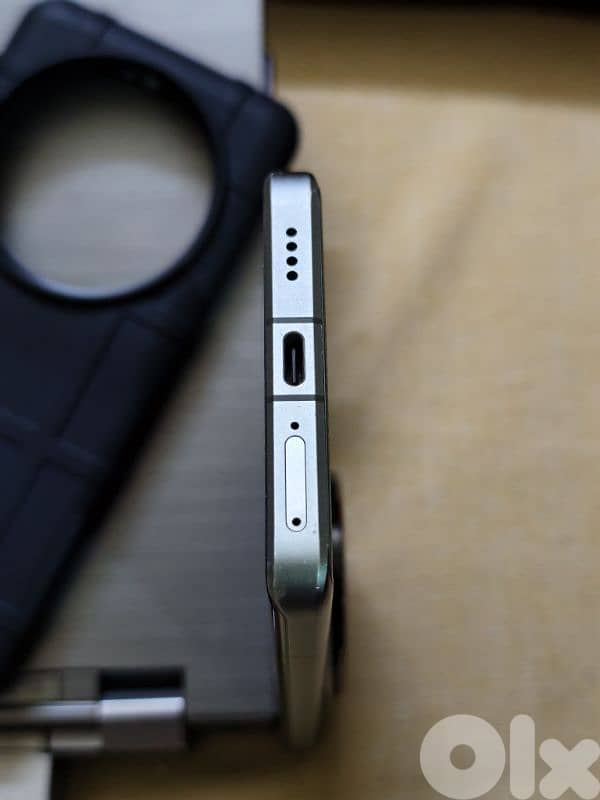 Xiaomi 13 ultra 512G 32Ram global full Arabic 2