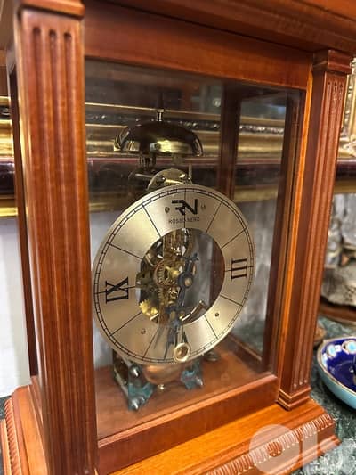 Rosso nero clock antiqu