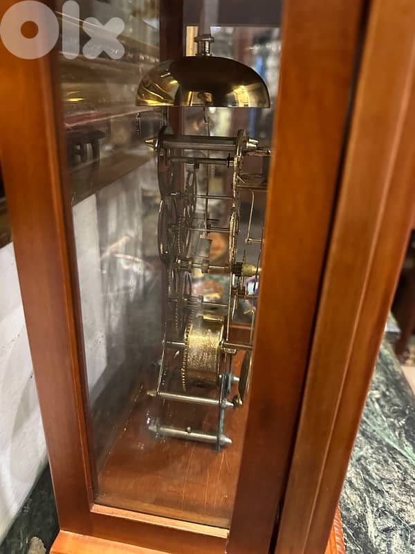 Rosso nero clock antiqu 4