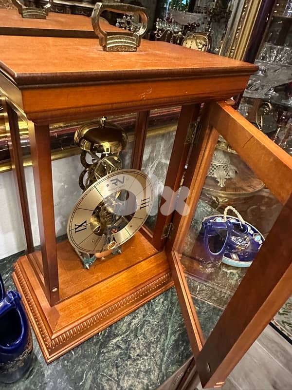 Rosso nero clock antiqu 5