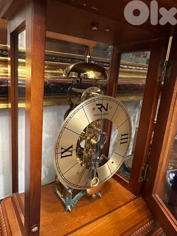 Rosso nero clock antiqu 8