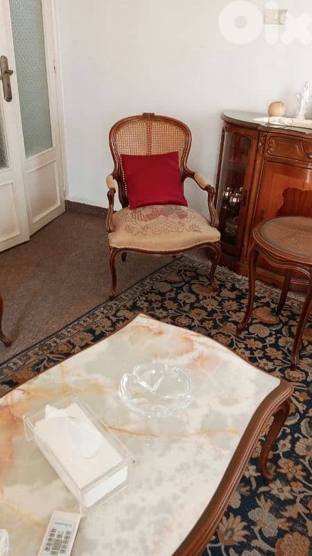 Antique salon for sale affordable price 4