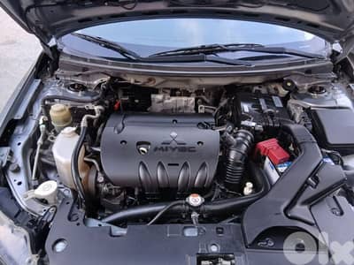 Mitsubishi Lancer 2015 mechye 70000 km ba3da ajnabiye