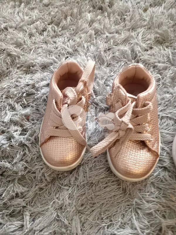 baby shoes 2