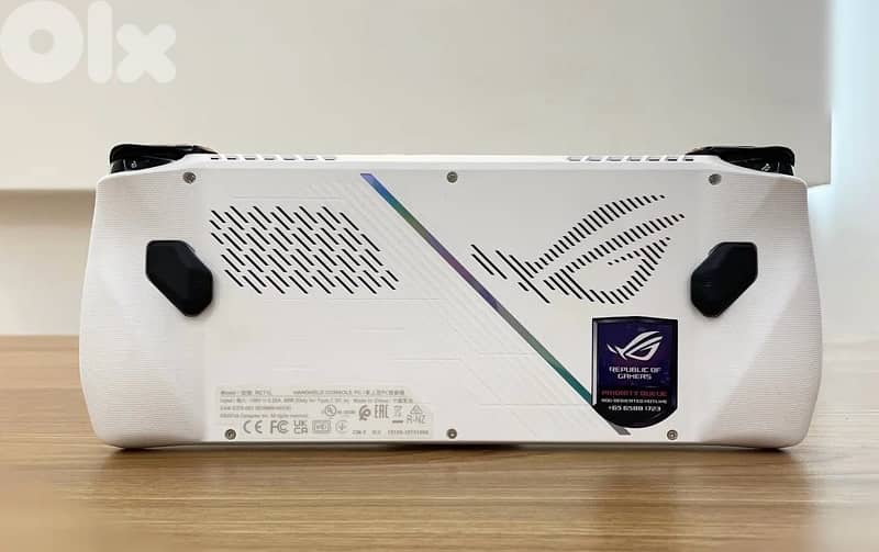 ASUS ROG ALLY RC71L Console 1