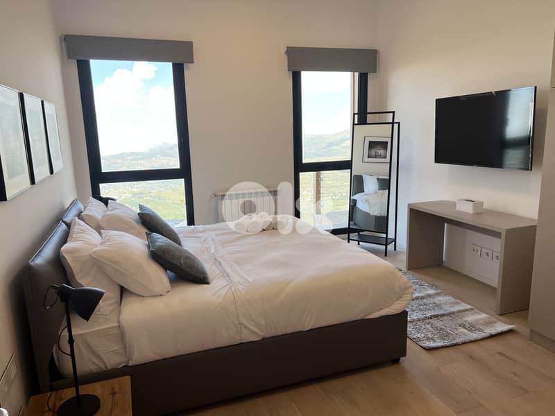 Elegant 3BR Chalet with Garden 10