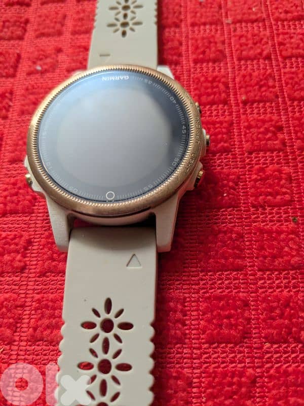 Garmin Fenix 5s sapphire edition rose gold 1