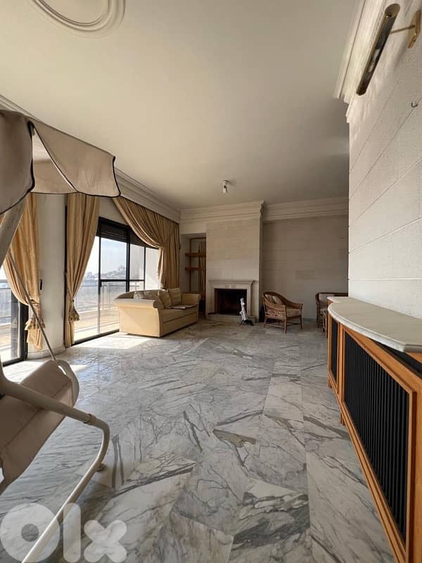 215 Sqm Apartment in Ballouneh/Ajaltoun 0