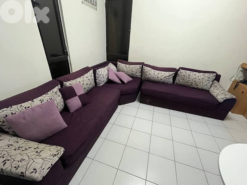 living room + rug أوضة الأعدة مع سجادة 0