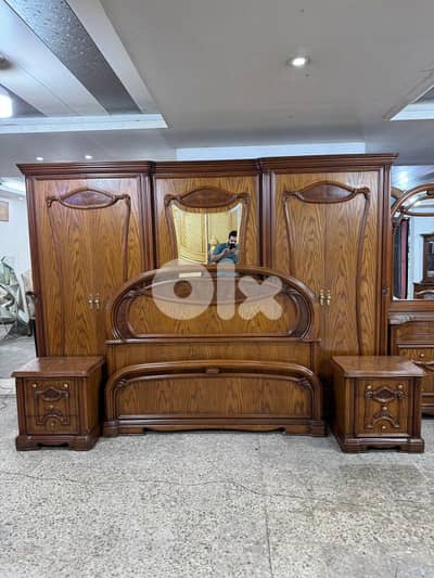 اوضة نوم خشب زان ولاتي كلا ملبسة قشرة سنديان