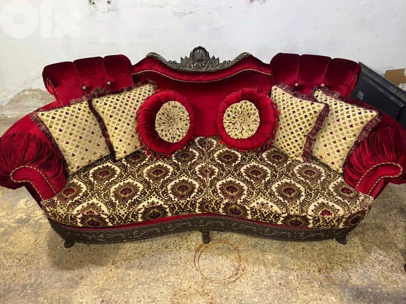 طقم كنبايات حفر خشب زان ملكي اربع قطع وطاولة 4