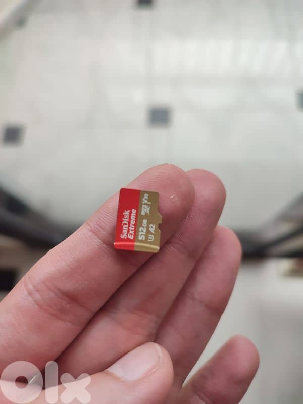 Barely used Insta360 Ace Pro with accessories 7