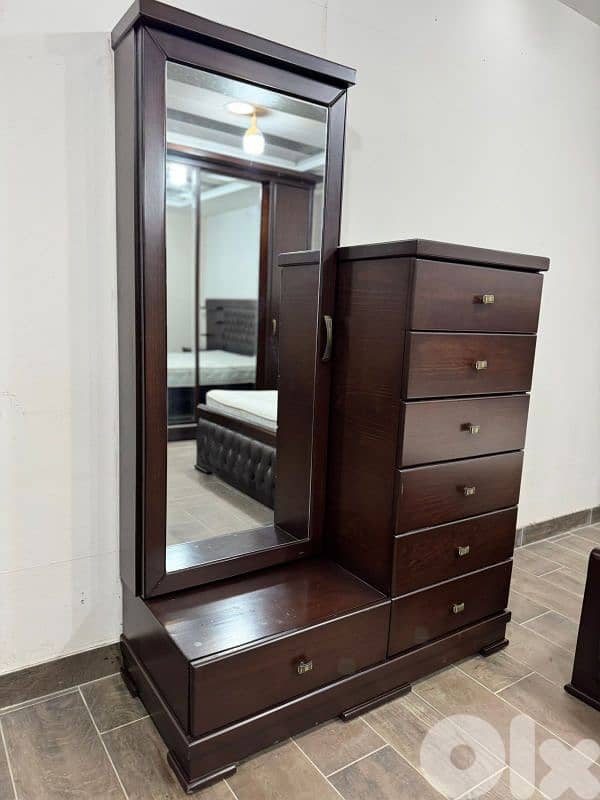 اوضة نوم خشب زان ولاتي ملبسة قشرة سحاب ودرف مع فرشة 4