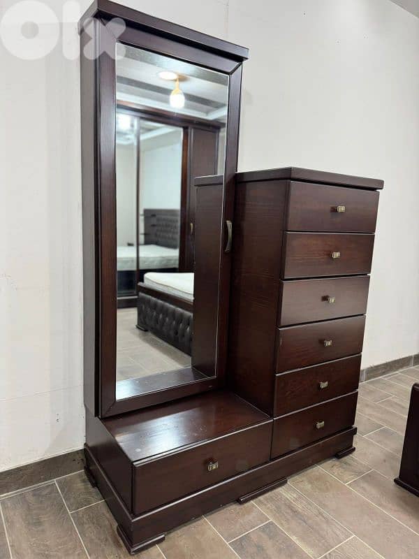 اوضة نوم خشب زان ولاتي ملبسة قشرة سحاب ودرف مع فرشة 7