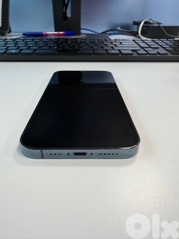 Iphone 12 Pro - 256GB - Used like New - Mint Condition 3