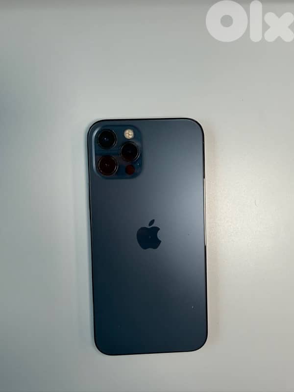Iphone 12 Pro - 256GB - Used like New - Mint Condition 5