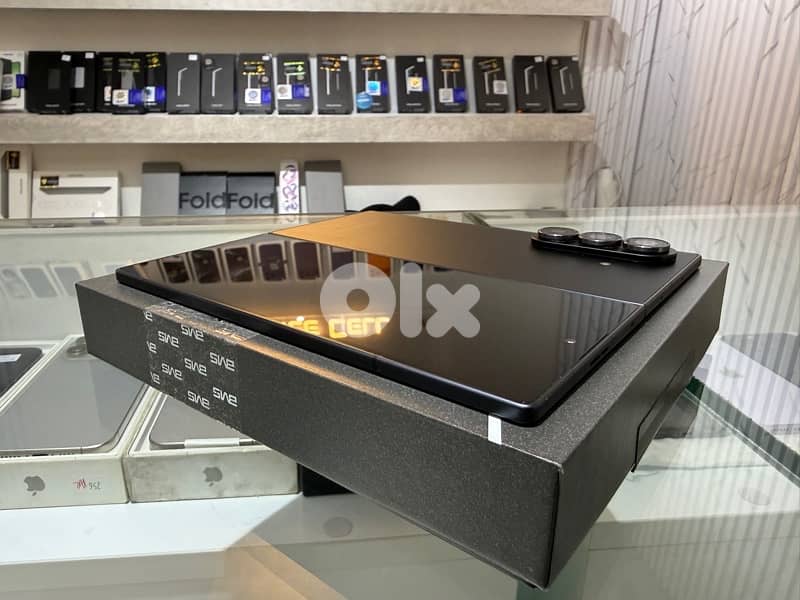 Samsung Z Fold 7 512Gb Like New: - Mint Condition 1