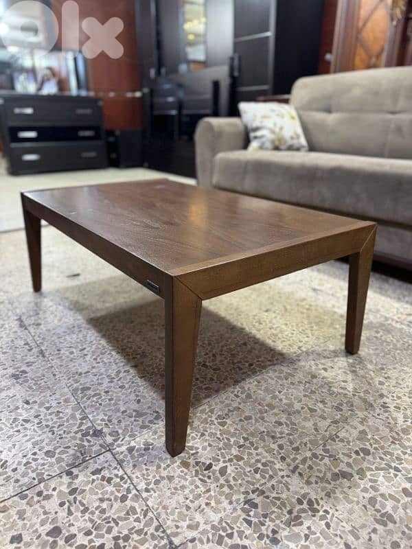 طقم كنبايات شغل istikbal تركي بفتح صندوق وتخت اربع قطع وطاولة 8