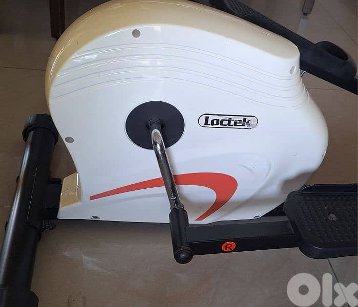 Elliptical loctek jdide b 100$ 2