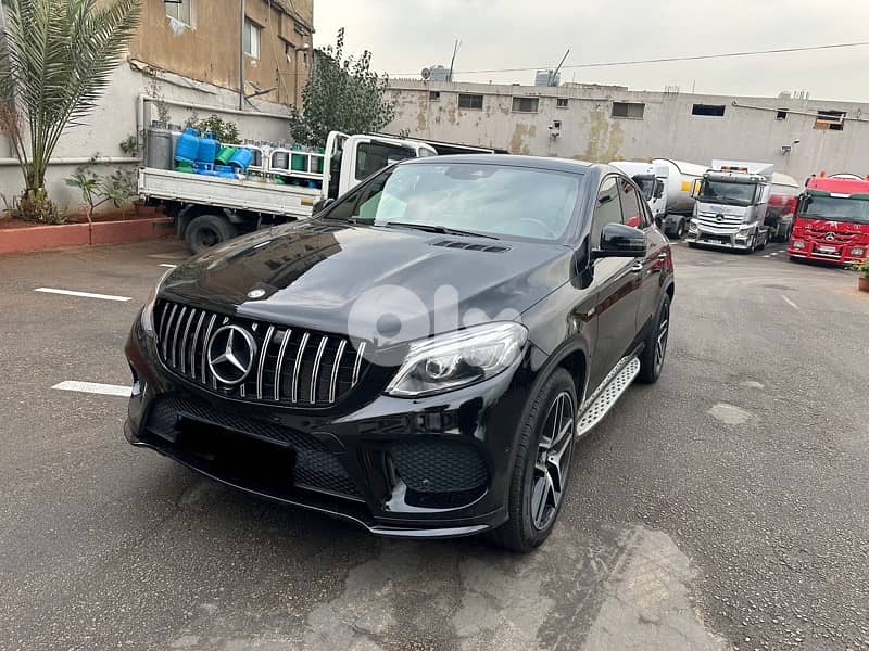 Mercedes-Benz GLE-Class 2016 0