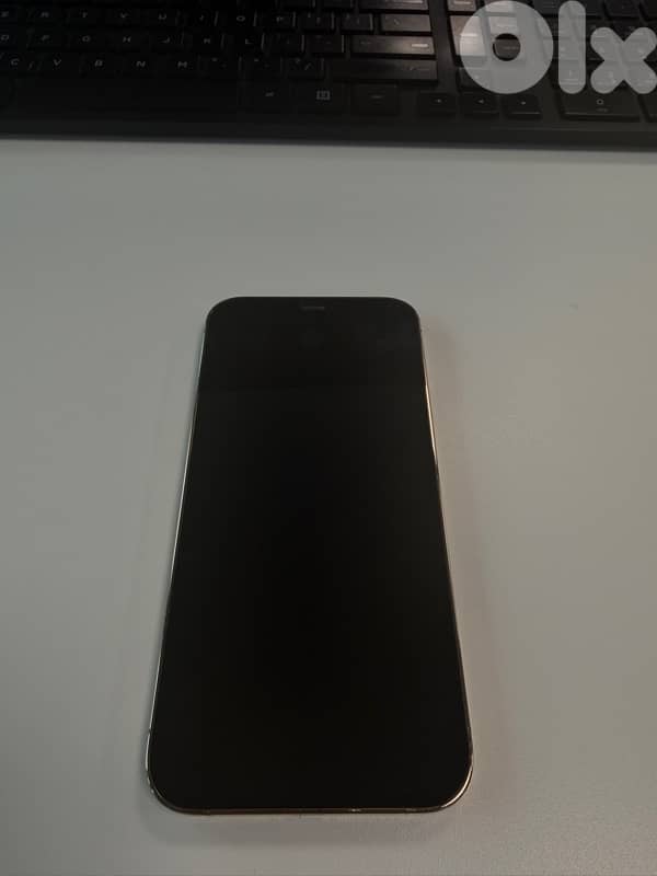 Iphone 12 Pro - 256GB - Used like New 1