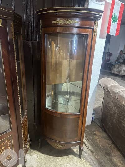 فاترينة كريستال مصرية خشب زان مرصعة نحاس