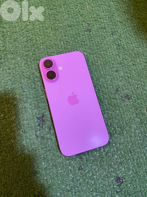 iphone 16 Pink 1
