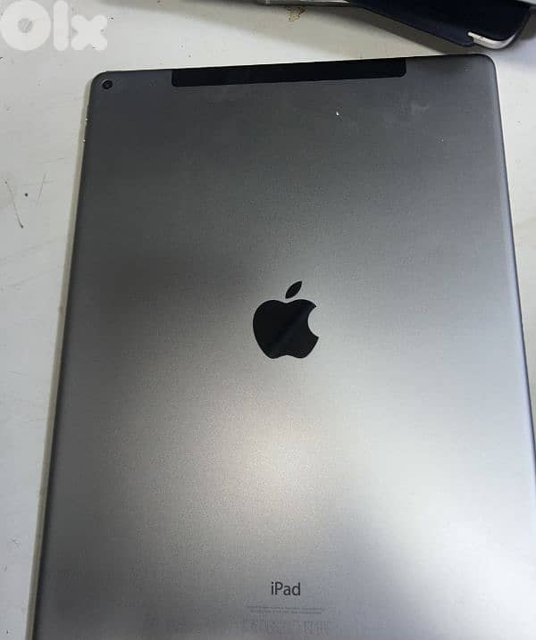 ipad pro 12.9 128GB sim card 1