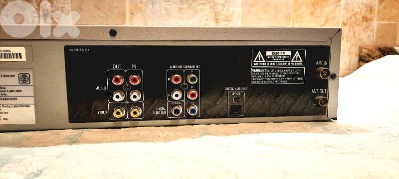 Daewoo Video VHS / DVD Combo  DE-7800 DQT 6 Head Hi-Fi 2