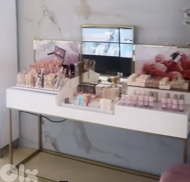 Store stands 4 pcs 3