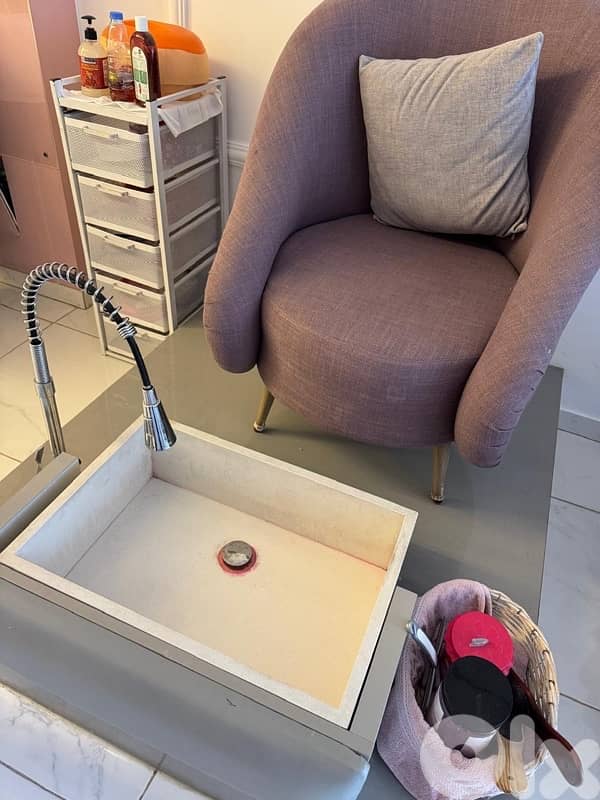 salon furniture and decoration 12