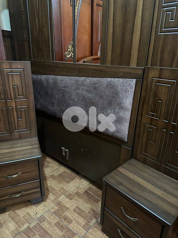 اوضة نوم شغل توصاية ملبسة قشرة افركيه 4