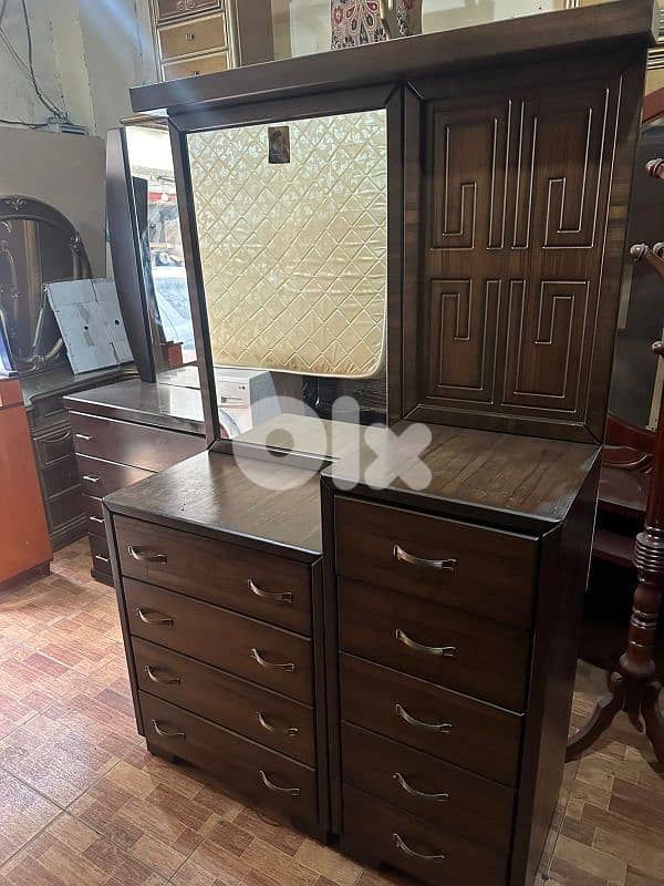 اوضة نوم شغل توصاية ملبسة قشر افركيه شبه جديدة 9