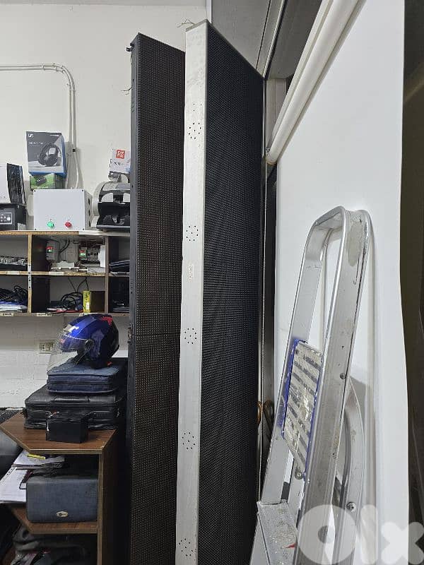 2 led signs boards 0