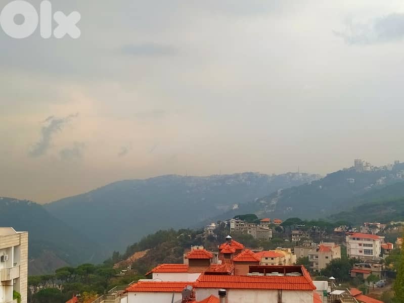 Apartment + Roof For Sale In Broumana/Ouyoun شقة + روف للبيع في العيون 0