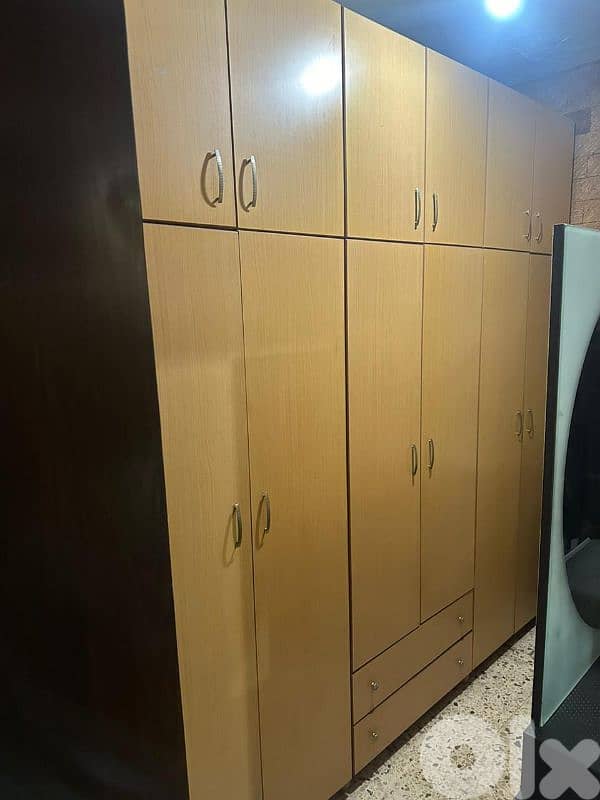 خزانة طابقين 12 درفة كتير نظيفة 4