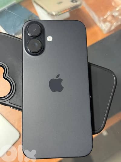 iphone 16 128G with box mjamrak battery 100 cycle 140