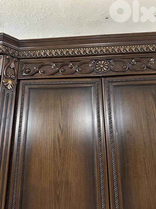 خزانة ست درف خشب زان ملبسة قشر 1