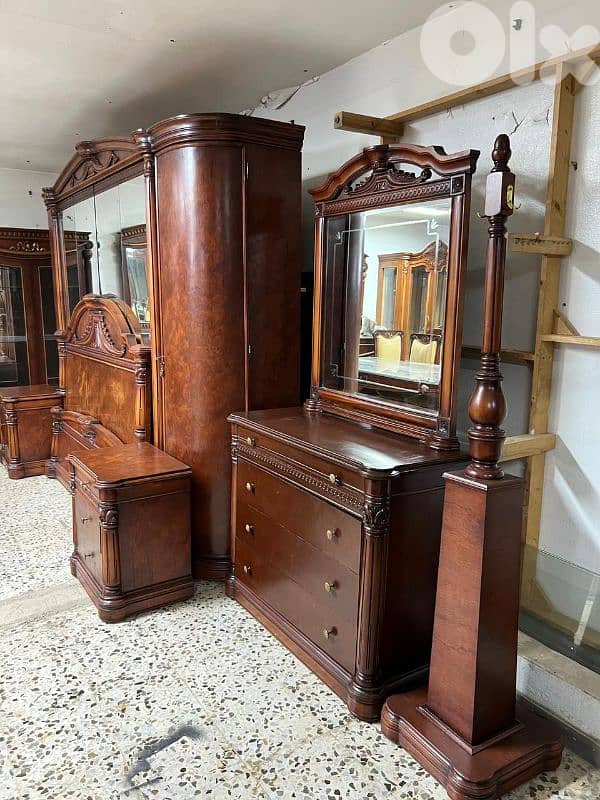 اوضة نوم شغل توصاية خشب زان ولاتي كلا ملبسة قشر 6