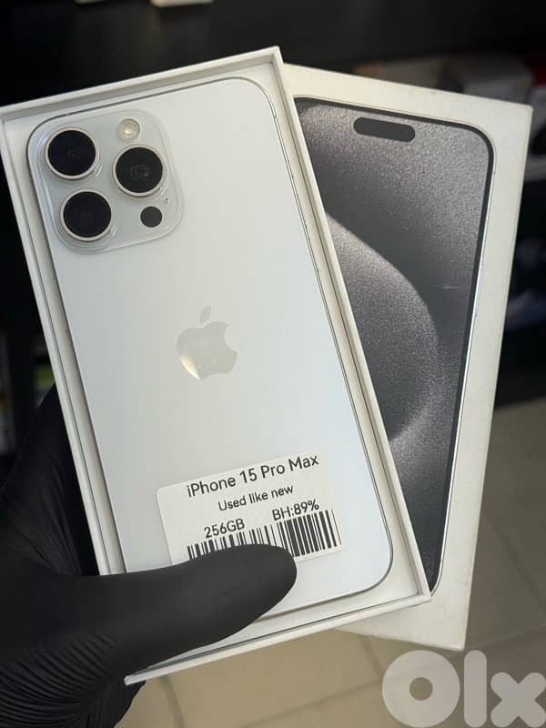 iPhone 15 Pro Max 256GB 2