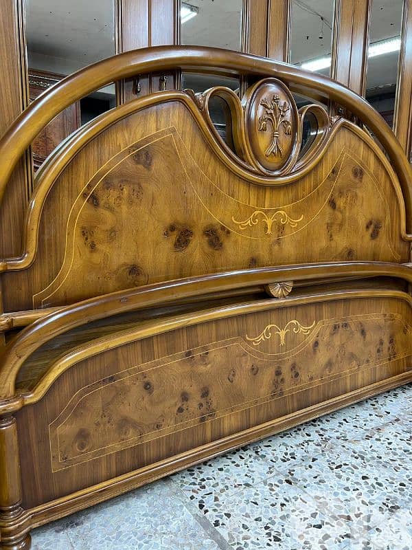 اوضة نوم خشب زان ولاتي كلا ملبسة قشر 5