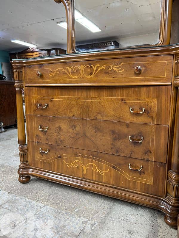 اوضة نوم خشب زان ولاتي كلا ملبسة قشر 10