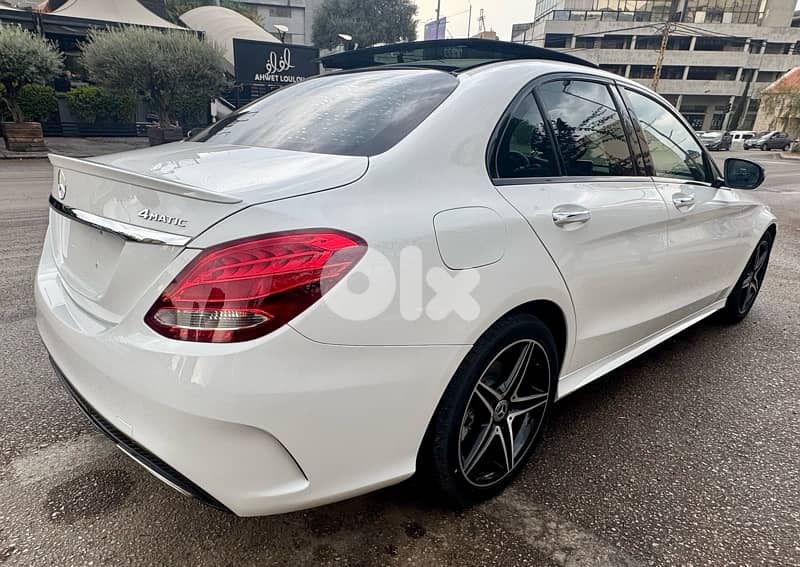 Mercedes-Benz C300  2018  CLEAN CARFAX 0